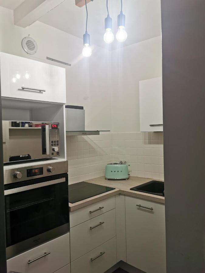Charmant T2 Hyper Centre Apartment อฌักซิโอ้ ภายนอก รูปภาพ